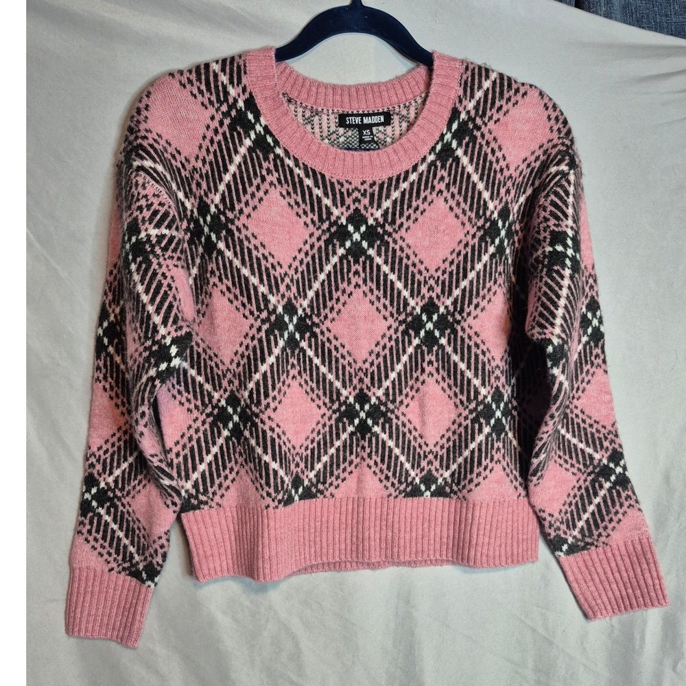 Steve Madden Pink Plaid Sweater Small Long Sleeve Pullover Knitwear